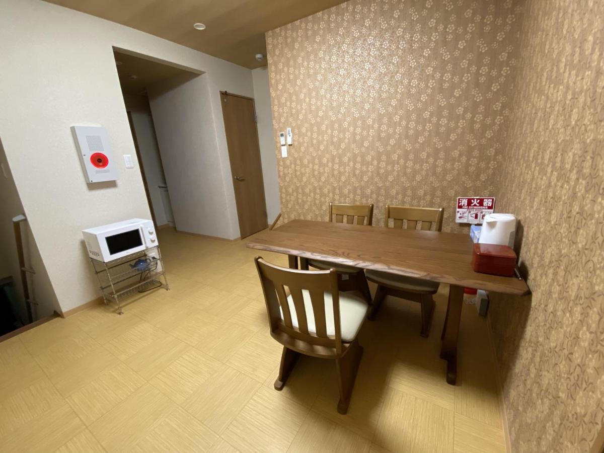 Wutong-40 Minutes Direct To Kansai Airport And 5 Minute Walk To Jr Or Subway Or Nankai Line And 1 Minute To Tsutenkaku The Landmark Of Osaka And Many Japanese Bistros Nearby Ngoại thất bức ảnh