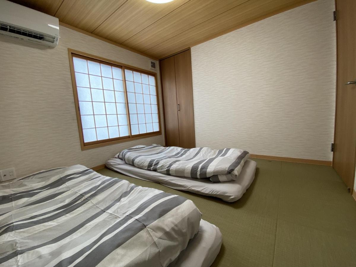 Wutong-40 Minutes Direct To Kansai Airport And 5 Minute Walk To Jr Or Subway Or Nankai Line And 1 Minute To Tsutenkaku The Landmark Of Osaka And Many Japanese Bistros Nearby Ngoại thất bức ảnh