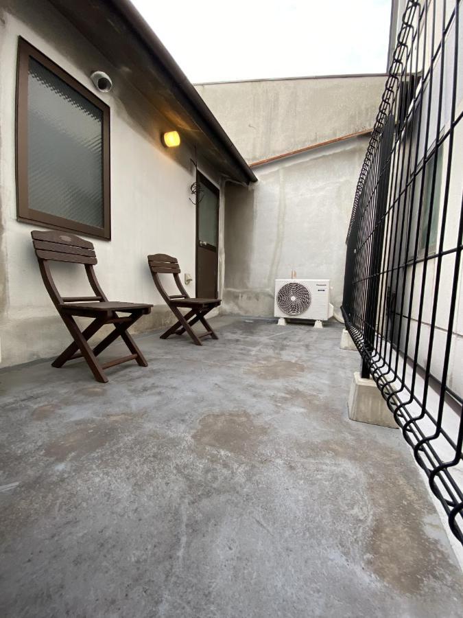 Wutong-40 Minutes Direct To Kansai Airport And 5 Minute Walk To Jr Or Subway Or Nankai Line And 1 Minute To Tsutenkaku The Landmark Of Osaka And Many Japanese Bistros Nearby Ngoại thất bức ảnh